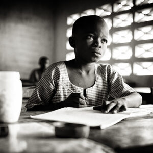 Enfant Pygmée, Ecole Impfondo