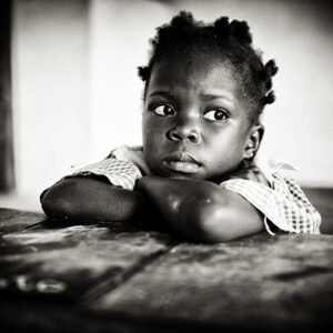 La petite fille et la mouche